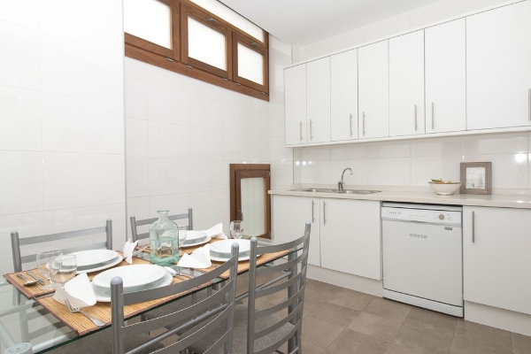 Hotel Trinitarios Apartment